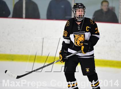 Thumbnail 2 in Daniel Hand vs. North Haven (CIAC DII Quarterfinal) photogallery.