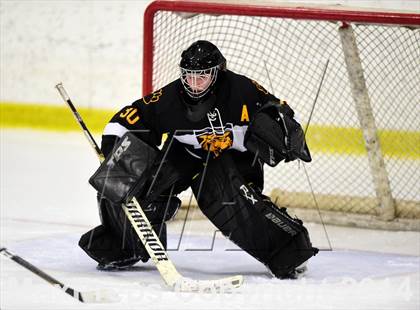 Thumbnail 3 in Daniel Hand vs. North Haven (CIAC DII Quarterfinal) photogallery.