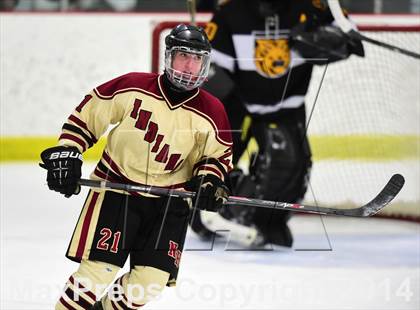 Thumbnail 1 in Daniel Hand vs. North Haven (CIAC DII Quarterfinal) photogallery.