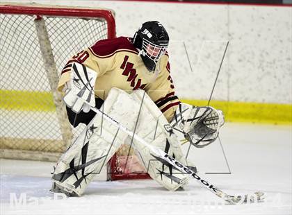 Thumbnail 2 in Daniel Hand vs. North Haven (CIAC DII Quarterfinal) photogallery.