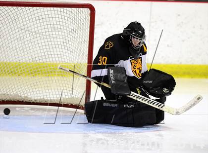 Thumbnail 1 in Daniel Hand vs. North Haven (CIAC DII Quarterfinal) photogallery.
