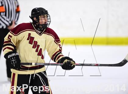 Thumbnail 2 in Daniel Hand vs. North Haven (CIAC DII Quarterfinal) photogallery.