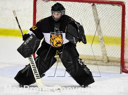 Thumbnail 1 in Daniel Hand vs. North Haven (CIAC DII Quarterfinal) photogallery.