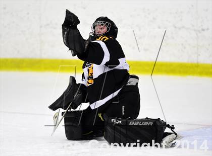 Thumbnail 2 in Daniel Hand vs. North Haven (CIAC DII Quarterfinal) photogallery.
