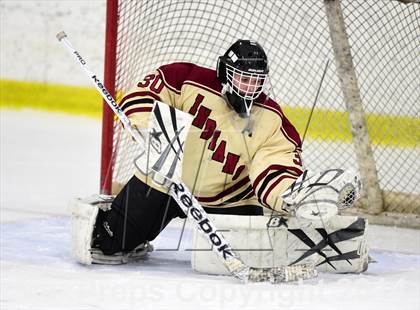 Thumbnail 2 in Daniel Hand vs. North Haven (CIAC DII Quarterfinal) photogallery.