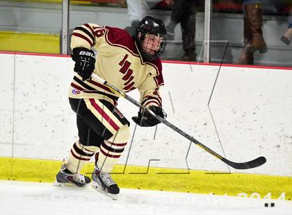Thumbnail 2 in Daniel Hand vs. North Haven (CIAC DII Quarterfinal) photogallery.