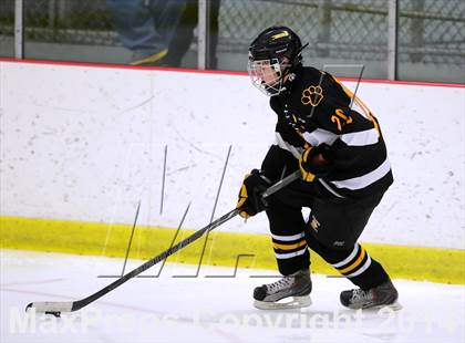 Thumbnail 1 in Daniel Hand vs. North Haven (CIAC DII Quarterfinal) photogallery.