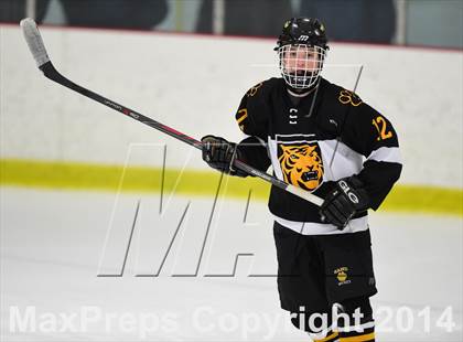 Thumbnail 2 in Daniel Hand vs. North Haven (CIAC DII Quarterfinal) photogallery.
