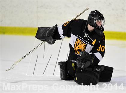 Thumbnail 3 in Daniel Hand vs. North Haven (CIAC DII Quarterfinal) photogallery.