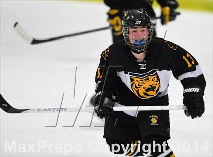 Thumbnail 1 in Daniel Hand vs. North Haven (CIAC DII Quarterfinal) photogallery.