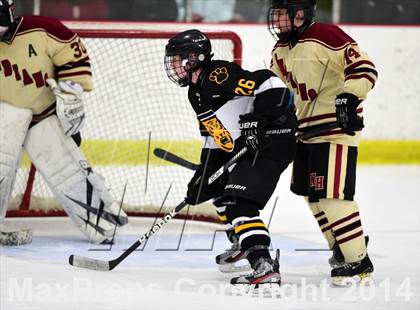 Thumbnail 1 in Daniel Hand vs. North Haven (CIAC DII Quarterfinal) photogallery.