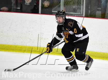 Thumbnail 3 in Daniel Hand vs. North Haven (CIAC DII Quarterfinal) photogallery.