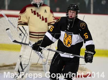 Thumbnail 2 in Daniel Hand vs. North Haven (CIAC DII Quarterfinal) photogallery.