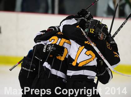 Thumbnail 1 in Daniel Hand vs. North Haven (CIAC DII Quarterfinal) photogallery.