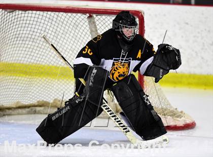 Thumbnail 3 in Daniel Hand vs. North Haven (CIAC DII Quarterfinal) photogallery.