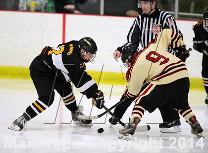 Thumbnail 2 in Daniel Hand vs. North Haven (CIAC DII Quarterfinal) photogallery.
