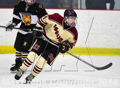 Thumbnail 3 in Daniel Hand vs. North Haven (CIAC DII Quarterfinal) photogallery.