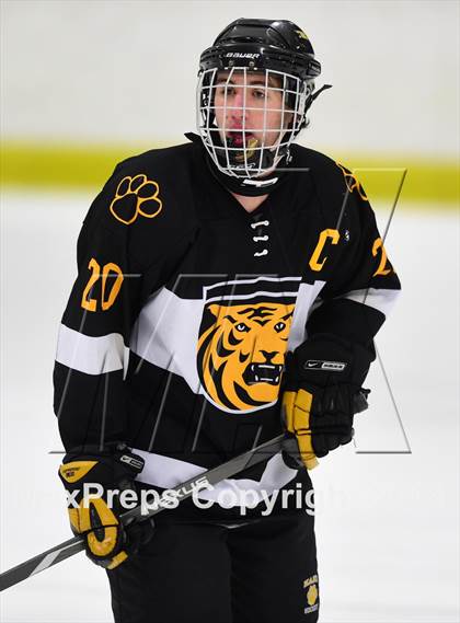 Thumbnail 1 in Daniel Hand vs. North Haven (CIAC DII Quarterfinal) photogallery.