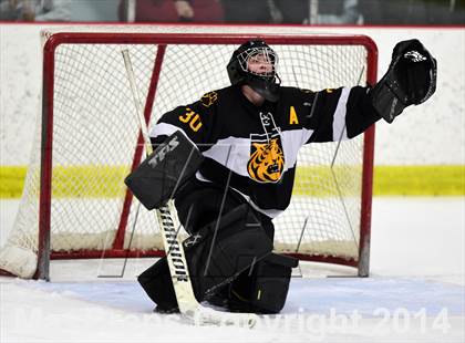 Thumbnail 1 in Daniel Hand vs. North Haven (CIAC DII Quarterfinal) photogallery.