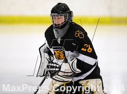 Thumbnail 3 in Daniel Hand vs. North Haven (CIAC DII Quarterfinal) photogallery.