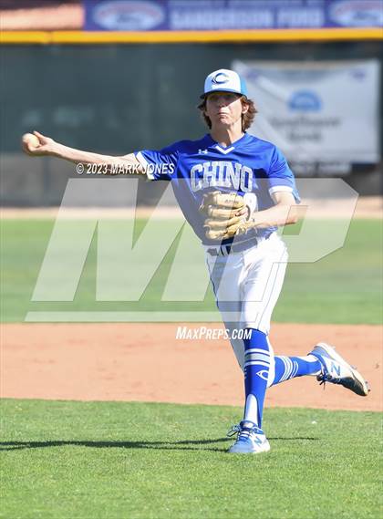 Thumbnail 3 in Northwest Christian vs. Chino Valley (Senior Night) photogallery.