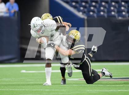 Thumbnail 1 in Manvel vs Nederland (UIL 5A D1 Quarterfinal) photogallery.