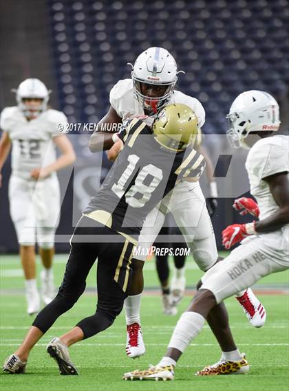Thumbnail 1 in Manvel vs Nederland (UIL 5A D1 Quarterfinal) photogallery.