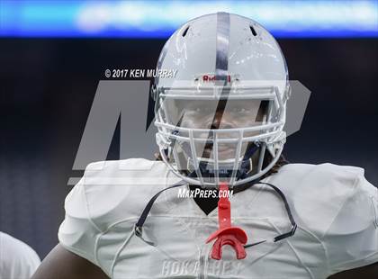 Thumbnail 2 in Manvel vs Nederland (UIL 5A D1 Quarterfinal) photogallery.
