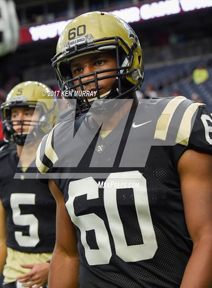 Thumbnail 3 in Manvel vs Nederland (UIL 5A D1 Quarterfinal) photogallery.