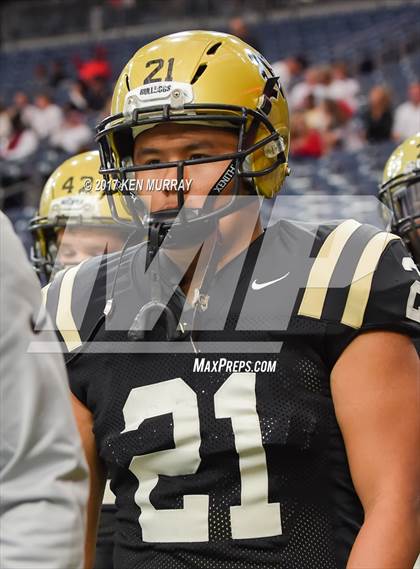 Thumbnail 2 in Manvel vs Nederland (UIL 5A D1 Quarterfinal) photogallery.