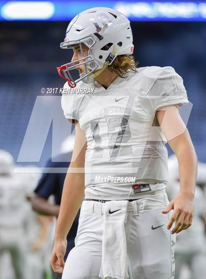 Thumbnail 2 in Manvel vs Nederland (UIL 5A D1 Quarterfinal) photogallery.