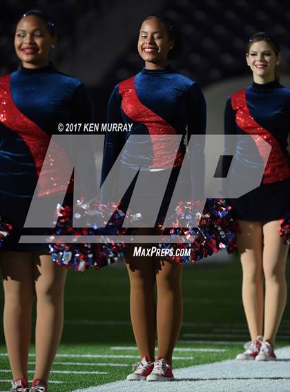Thumbnail 2 in Manvel vs Nederland (UIL 5A D1 Quarterfinal) photogallery.