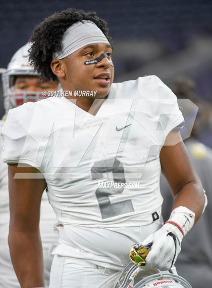 Thumbnail 2 in Manvel vs Nederland (UIL 5A D1 Quarterfinal) photogallery.