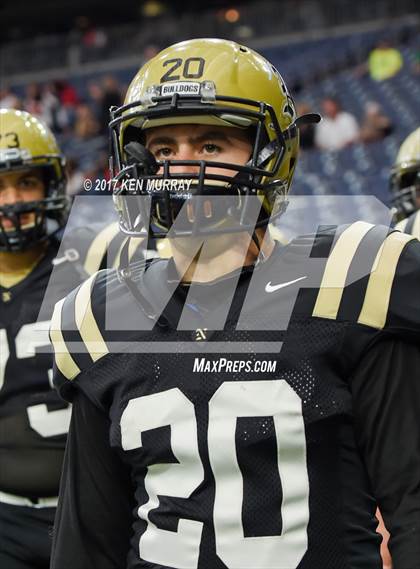 Thumbnail 1 in Manvel vs Nederland (UIL 5A D1 Quarterfinal) photogallery.