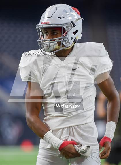 Thumbnail 1 in Manvel vs Nederland (UIL 5A D1 Quarterfinal) photogallery.