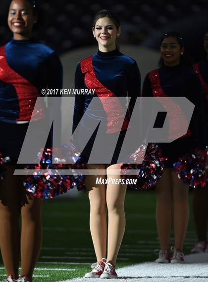 Thumbnail 1 in Manvel vs Nederland (UIL 5A D1 Quarterfinal) photogallery.
