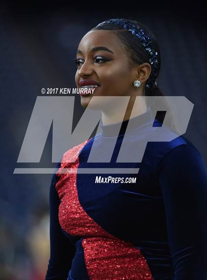 Thumbnail 2 in Manvel vs Nederland (UIL 5A D1 Quarterfinal) photogallery.