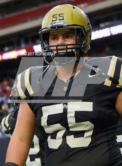Thumbnail 3 in Manvel vs Nederland (UIL 5A D1 Quarterfinal) photogallery.