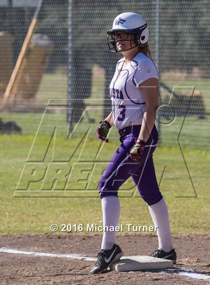 Thumbnail 3 in Shasta @ Red Bluff photogallery.