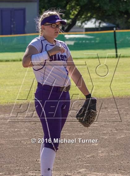 Thumbnail 1 in Shasta @ Red Bluff photogallery.