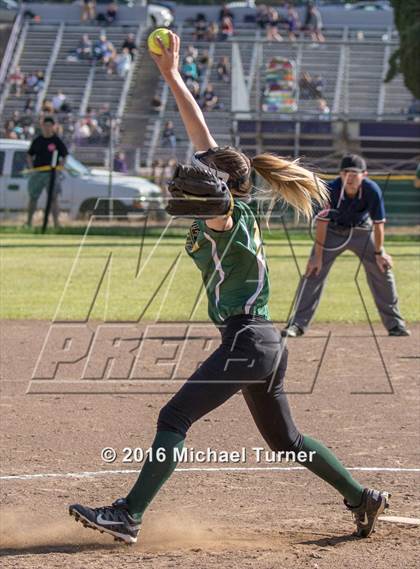 Thumbnail 2 in Shasta @ Red Bluff photogallery.