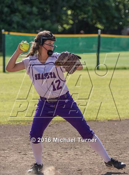 Thumbnail 1 in Shasta @ Red Bluff photogallery.