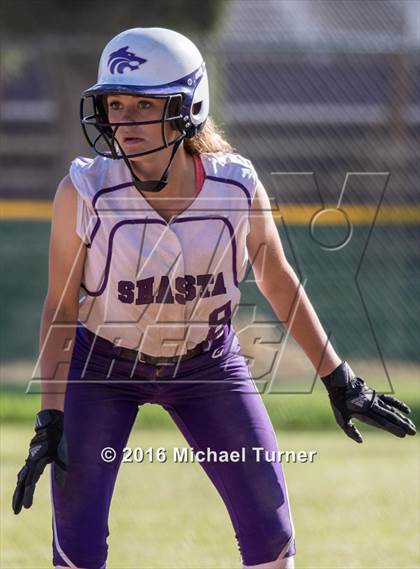 Thumbnail 3 in Shasta @ Red Bluff photogallery.