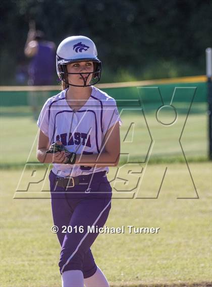 Thumbnail 3 in Shasta @ Red Bluff photogallery.