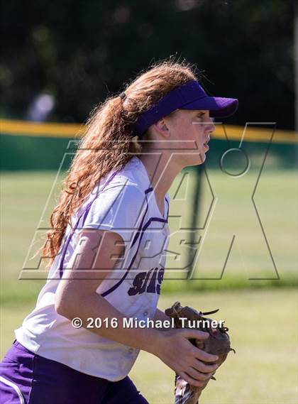 Thumbnail 2 in Shasta @ Red Bluff photogallery.