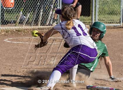 Thumbnail 3 in Shasta @ Red Bluff photogallery.