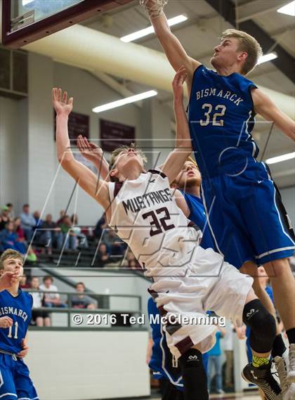 Thumbnail 2 in Bismarck @ Perryville photogallery.