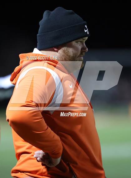Thumbnail 2 in Harvest Prep vs. Ironton (OHSAA D5 Regional Final) photogallery.