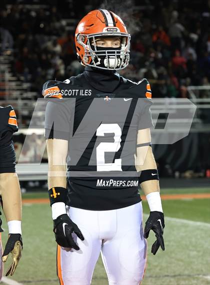 Thumbnail 1 in Harvest Prep vs. Ironton (OHSAA D5 Regional Final) photogallery.