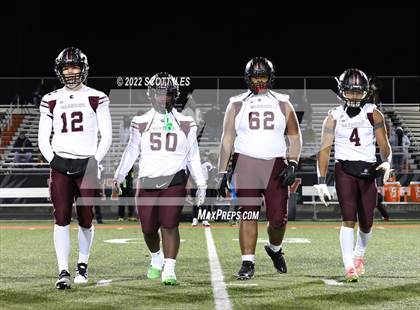 Thumbnail 2 in Harvest Prep vs. Ironton (OHSAA D5 Regional Final) photogallery.